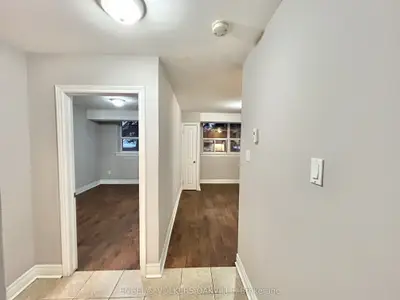 90 Twenty Fifth Street 32, Toronto, On M8v 3p9