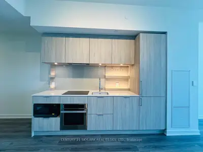 28 Ann Street 1710, Mississauga, On L5g 0e1