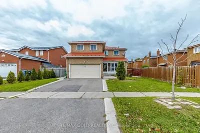 97 Hinchley Wood Grove, Brampton, On L6v 4j1