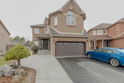 72 Chadwick Street, Brampton, On L6y 4y1