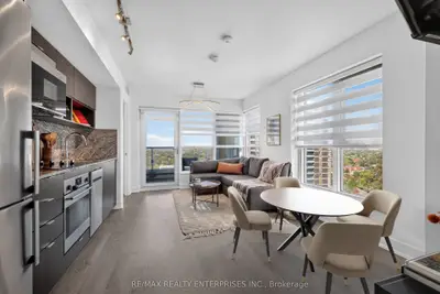 9 Mabelle Avenue 2818, Toronto, On M9a 4x7