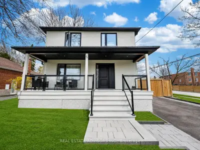 29 Ranwood Drive, Toronto, On M9n 3g2