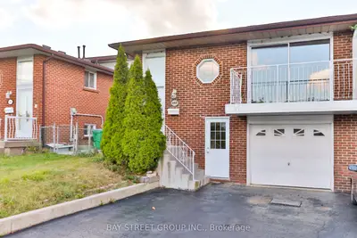 489 Fergo Avenue Upper Unit, Mississauga, On L5b 2j2