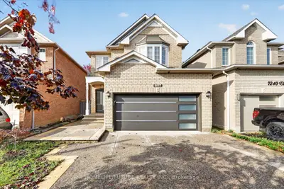 7236 Village Walk, Mississauga, On L5w 1v8