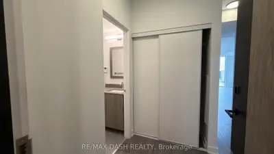 1007 The Queensway Avenue 316, Toronto, On M8z 0h4
