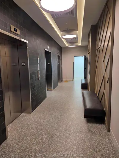 2495 Eglinton Avenue W 1511, Mississauga, On L5m 2t2