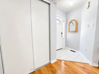 10 Banner Rd Road, Brampton, On L6x 4k6