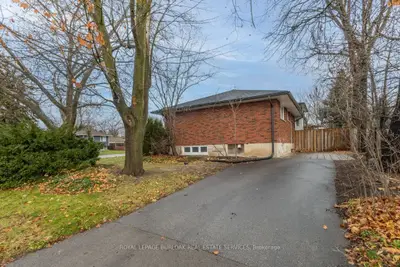 2142 Parkway Drive Lower, Burlington, On L7p 1s6