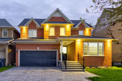 1829 Samuelson Circle, Mississauga, On L5n 7z2