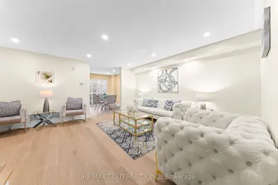 107 Crystalview Crescent, Brampton, On L6p 2s2
