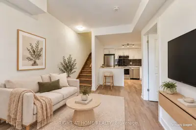 1095 Douglas Mccurdy Drive 156, Mississauga, On L5g 0c6