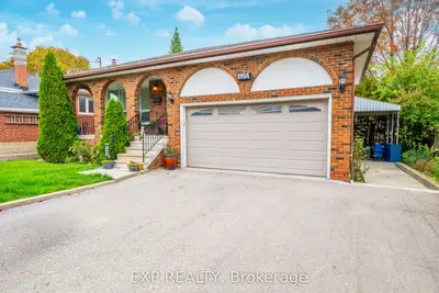 593a Scarlett Road N, Toronto, On M9p 2s6