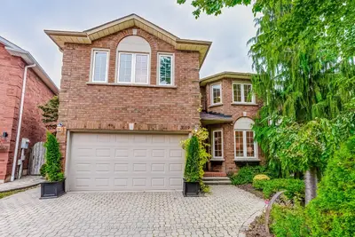3119 DOVER Crescent, Mississauga, ON L5L 5V3