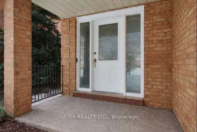 9 Tralee Street, Brampton, On L6z 2x4