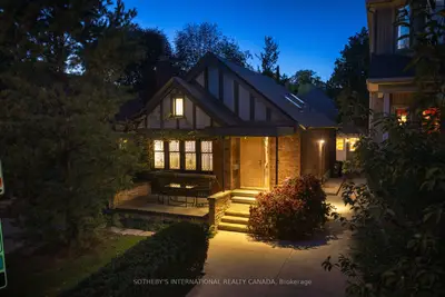 16 Sunnybrook Road, Toronto, On M6s 1g2