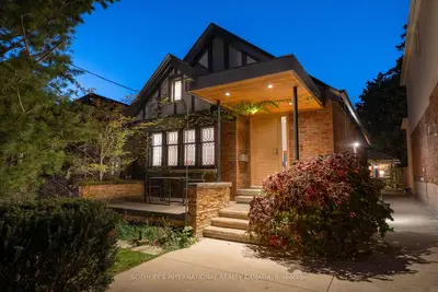 16 Sunnybrook Road, Toronto, On M6s 1g2
