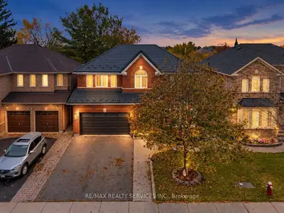 82 Dunvegan Crescent, Brampton, On L7a 3l4