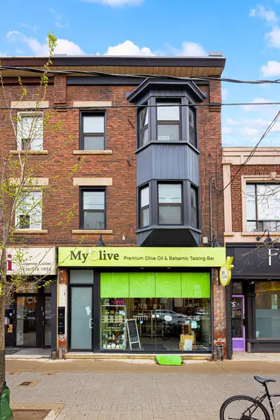 151 Roncesvalles Avenue, Toronto, On M6r 2l3