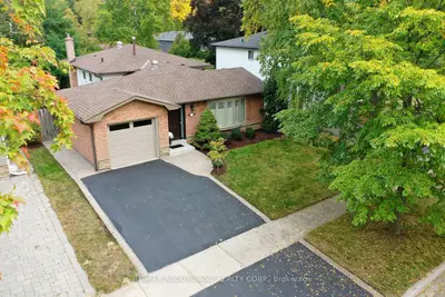 173 Arichat Road, Oakville, On L6j 5n5