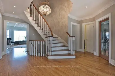 1343 Greeneagle Drive, Oakville, On L6m 2n1