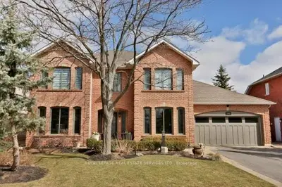 1343 Greeneagle Drive, Oakville, On L6m 2n1