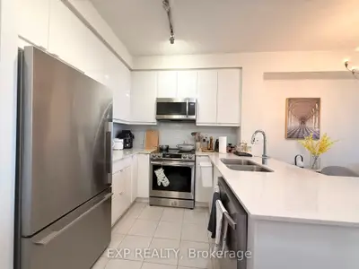 50 Thomas Riley Road 520, Toronto, On M9b 0c5
