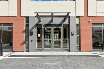 4010 Eglinton Avenue W 2719, Toronto, On M9a 0g5