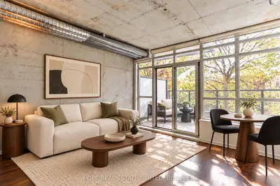 38 Joe Shuster Way 315, Toronto, On M6k 0a5