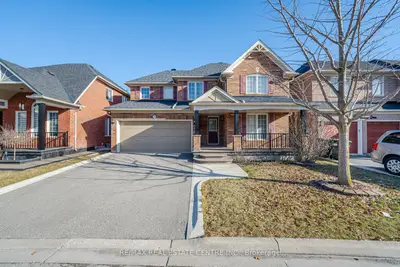 15 Mendoza Drive Upper, Brampton, On L7a 3m3