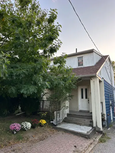 52a Rockcliffe Boulevard, Toronto, On M6n 4r5