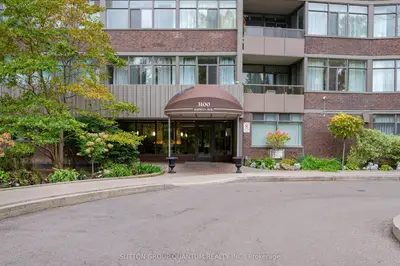 3100 Kirwin Avenue Ph04, Mississauga, On L5a 3s6