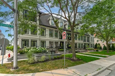 146 Reynolds Street, Oakville, On L6j 3k9
