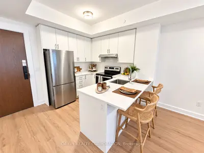 3240 William Coltson Avenue 414, Oakville, On L6h 8c8