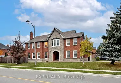 41 Bobcat Street, Brampton, On L6r 1c8