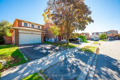 45 Trewartha Crescent, Brampton, On L6z 1x3