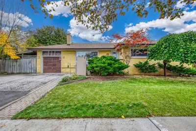 48 Sedgebrook Crescent, Toronto, On M9b 2x3