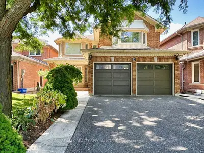 9 Siesta Court, Brampton, On L6r 1p2
