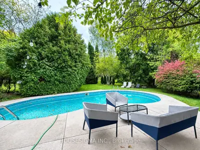 335 Lees Lane, Oakville, On L6l 4s4