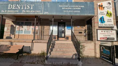 205 Queen Street S 1, Mississauga, On L5m 1l4