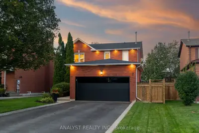 7 Compton Court, Caledon, On L7e 1l4