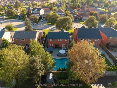 7 Compton Court, Caledon, On L7e 1l4