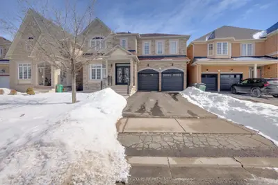 3 Freshspring Drive, Brampton, On L6r 3h6
