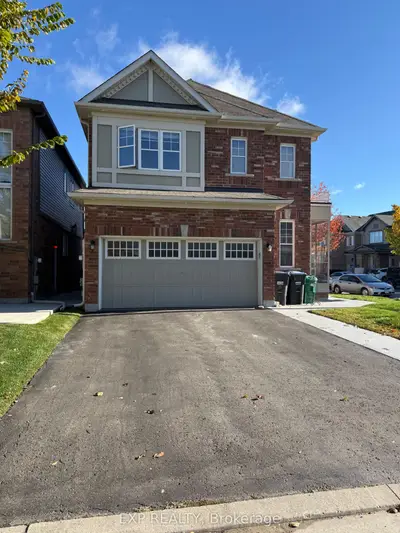8 Redfern Street, Brampton, On L7a 4t8
