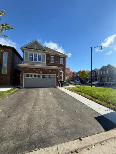 8 Redfern Street, Brampton, On L7a 4t8