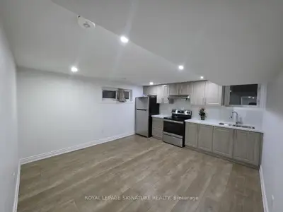 4264 Brandon Gate Basement, Mississauga, On L4t 3k4