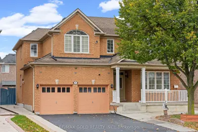 28 Latania Boulevard, Brampton, On L6p 1s9