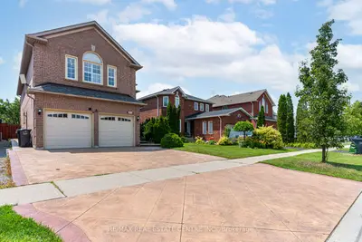 5418 Loonlake Avenue Bsmt, Mississauga, On L5v 2e1