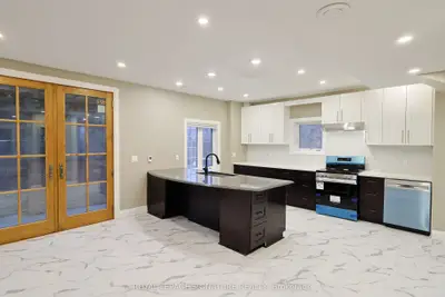 380 Mcgibbon Drive Lower, Milton, On L9t 8v1