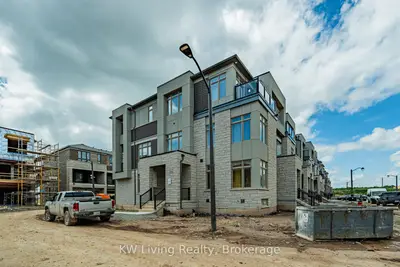 3296 Taha Gardens Ground Floor, Oakville, On L6m 5s6