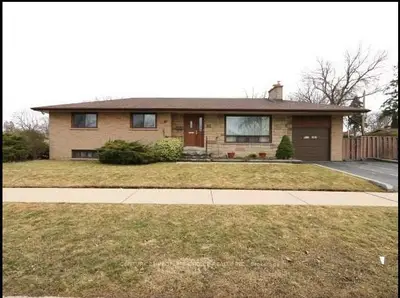 67 Cornwall Road, Brampton, On L6w 1n5